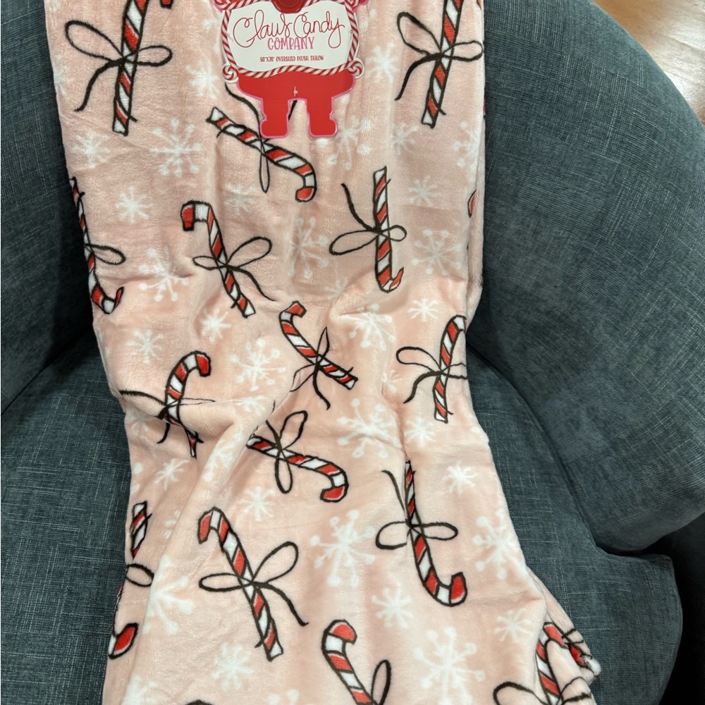 Caden Lane Candy Cane Blanket - Pink and White